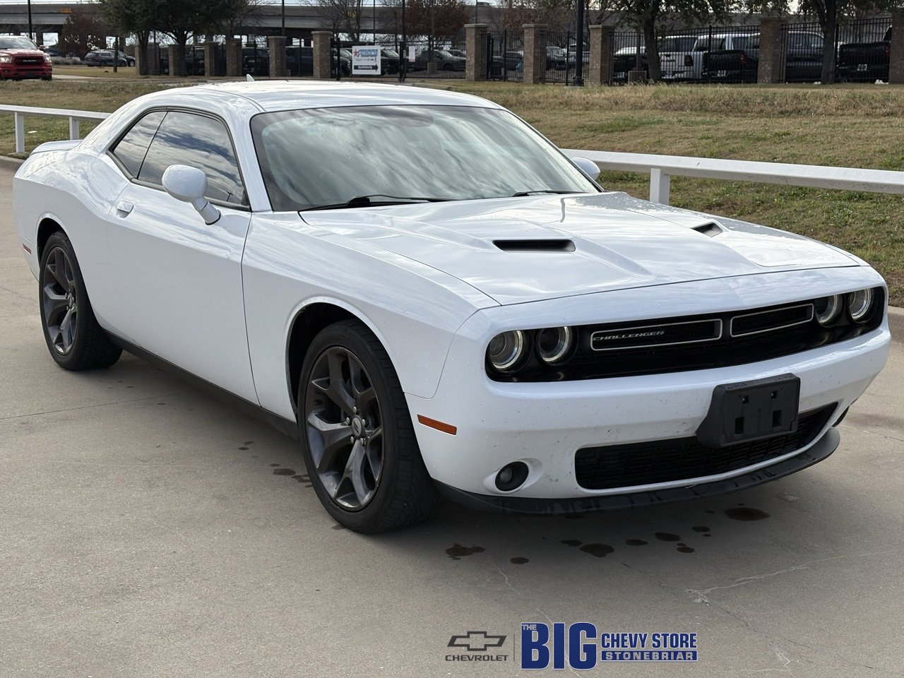 2018 Dodge Challenger SXT Plus's photo