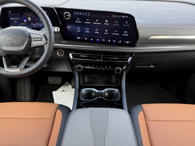 2027 Chevrolet Traverse Z71 - Photo 14