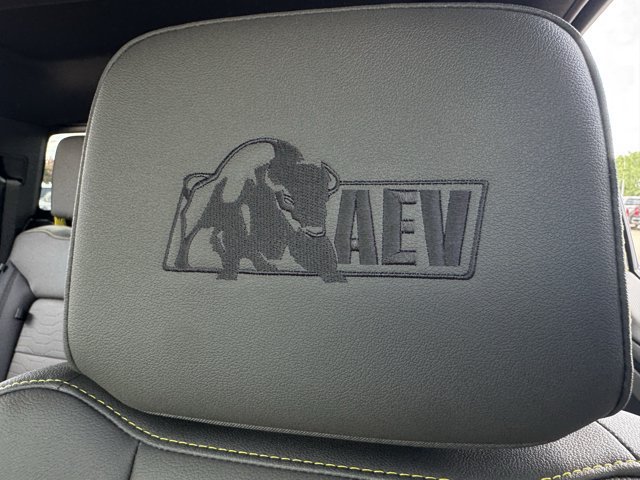2026 Chevrolet Silverado 1500 ZR2 - Photo 22