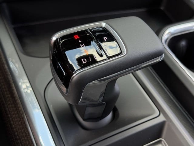 2026 Chevrolet Silverado 1500 LT - Photo 17