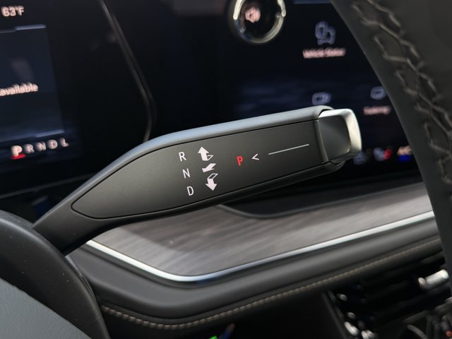 2026 Chevrolet Suburban Premier - Photo 16