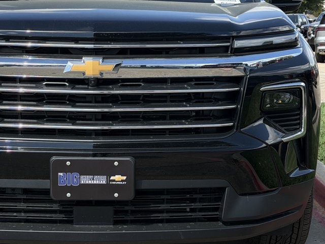 2027 Chevrolet Traverse LT - Photo 9