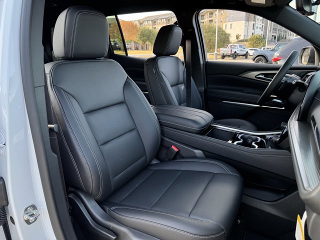 2027 Chevrolet Traverse LT - Photo 24