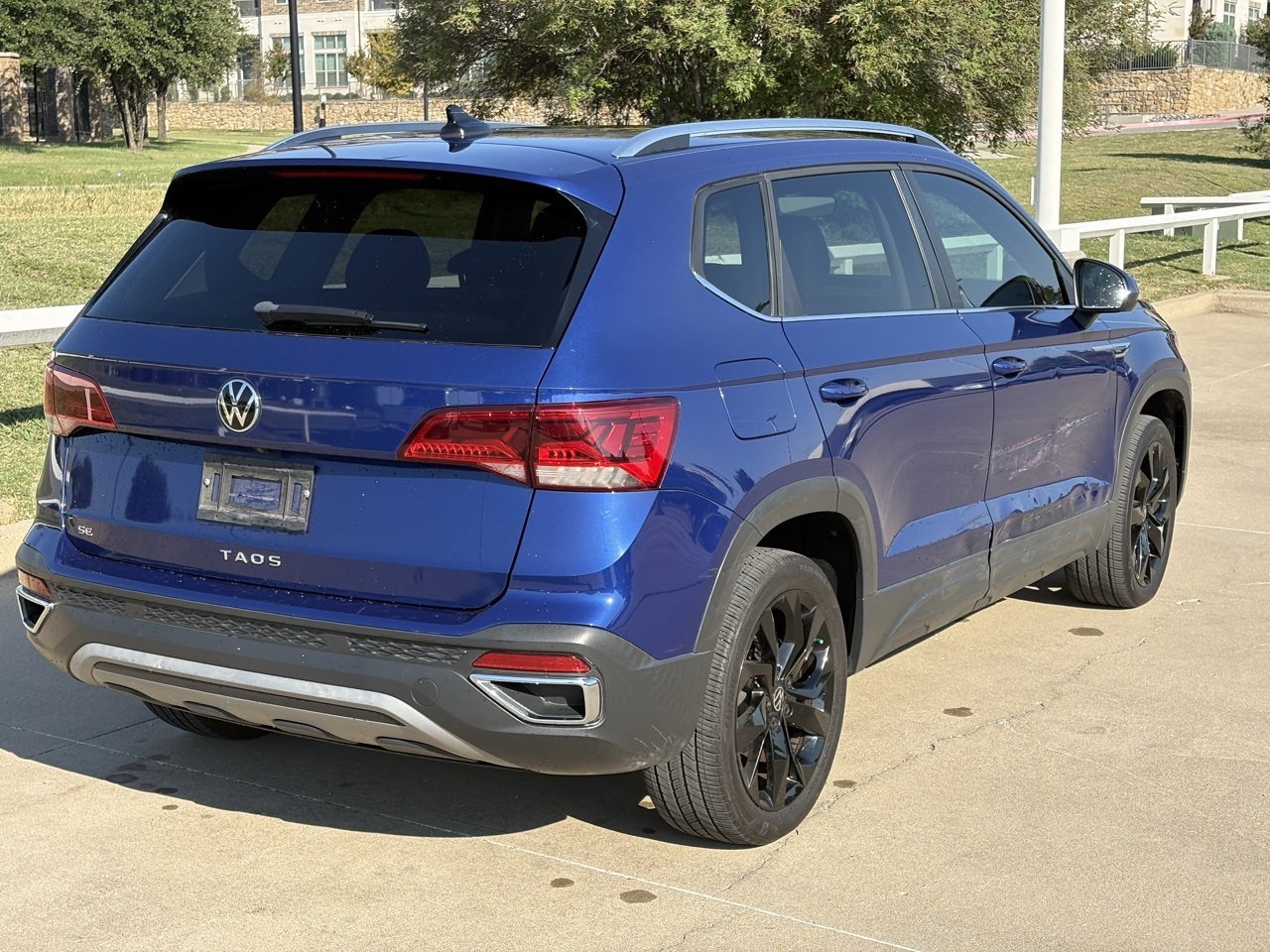 2022 Volkswagen Taos SE photo 4
