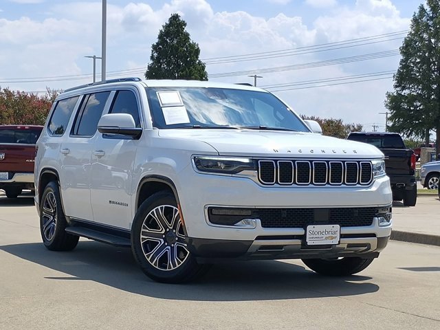 Used 2022 Jeep Wagoneer Series III with VIN 1C4SJVDT4NS216324 for sale in Frisco, TX