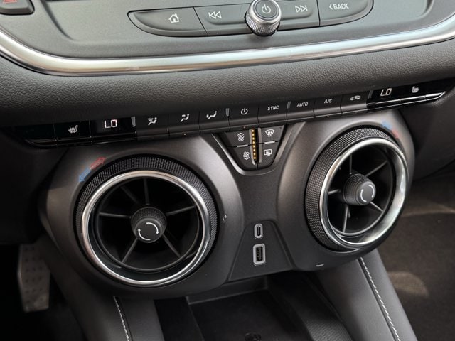 2026 Chevrolet Blazer 2LT - Photo 16