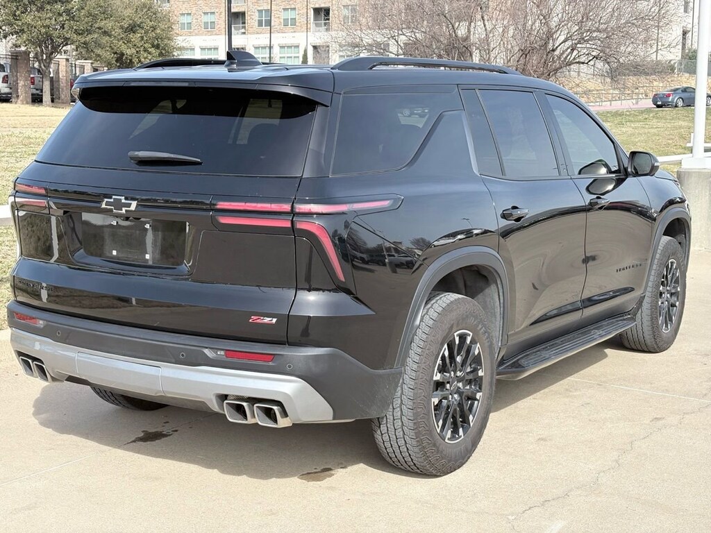 New 2025 Chevrolet Traverse Z71 SUV