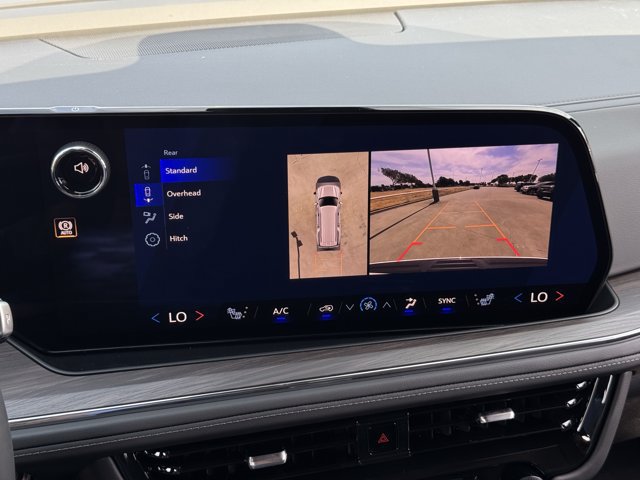 2026 Chevrolet Suburban Z71 - Photo 14