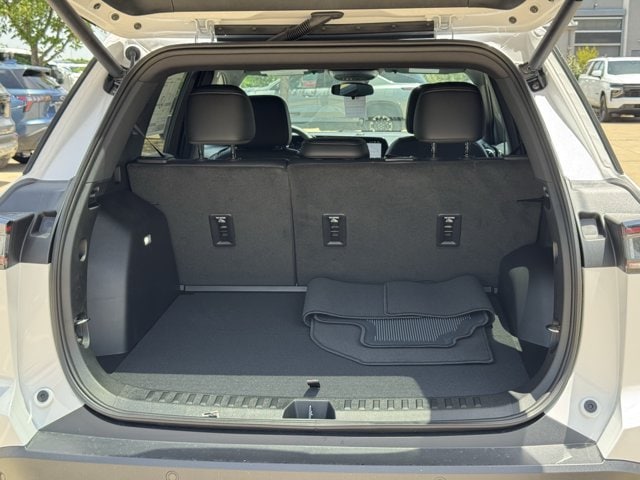 2027 Chevrolet Equinox LT - Photo 26