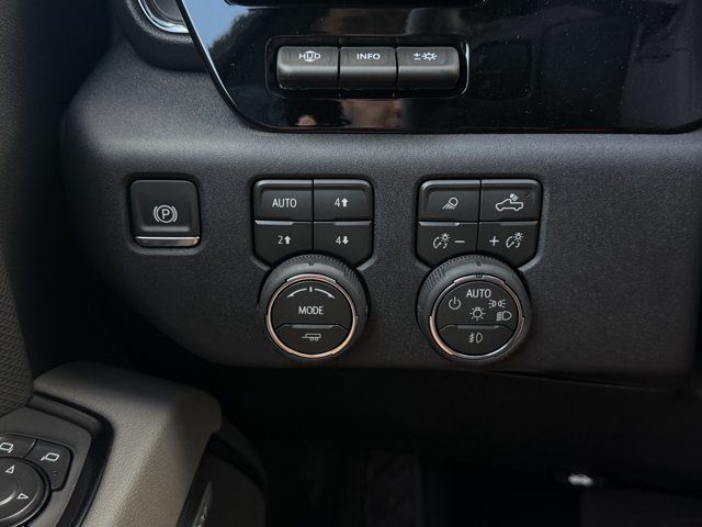2026 Chevrolet Silverado 2500 HD ZR2 - Photo 20