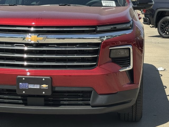 2027 Chevrolet Traverse LT - Photo 9