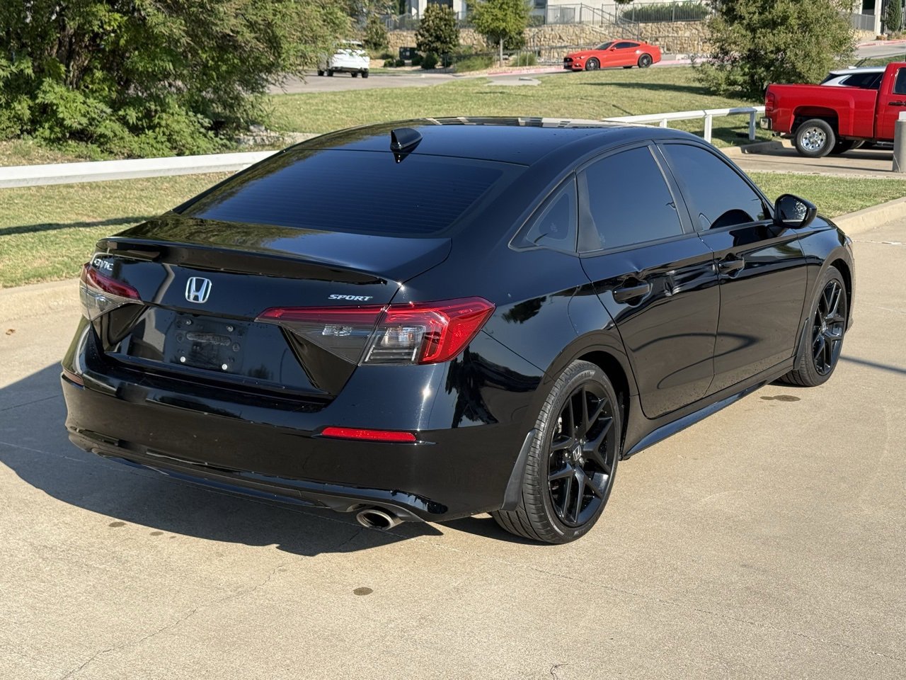 2022 Honda Civic Sport photo 3