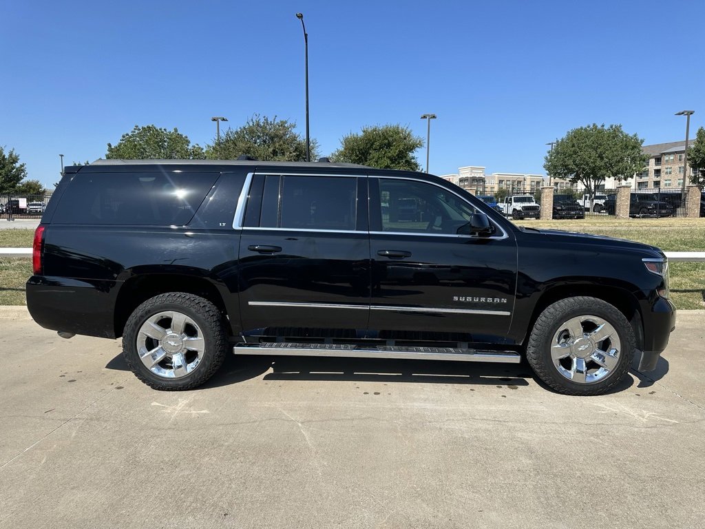 Used 2018 Chevrolet Suburban LT with VIN 1GNSKHKC5JR375041 for sale in Frisco, TX