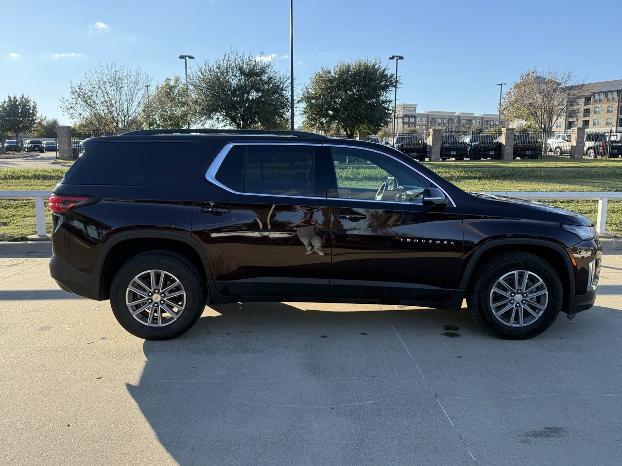 2023 Chevrolet Traverse Cloth photo 3