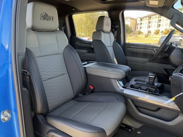 2026 Chevrolet Silverado 1500 ZR2 - Photo 23