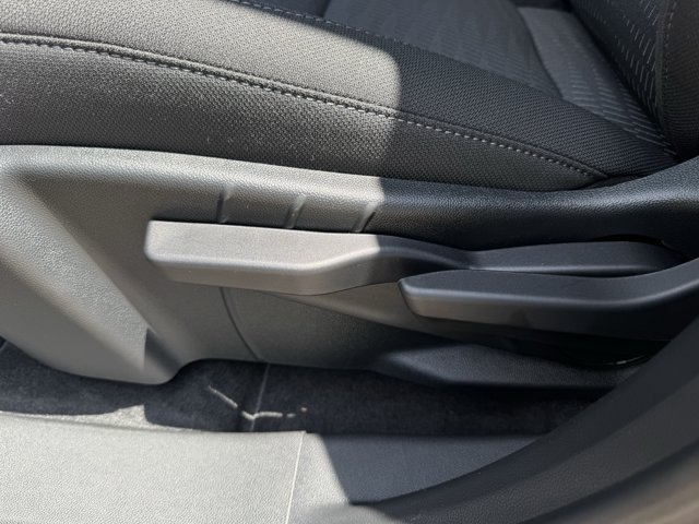 2027 Chevrolet Equinox LT - Photo 23