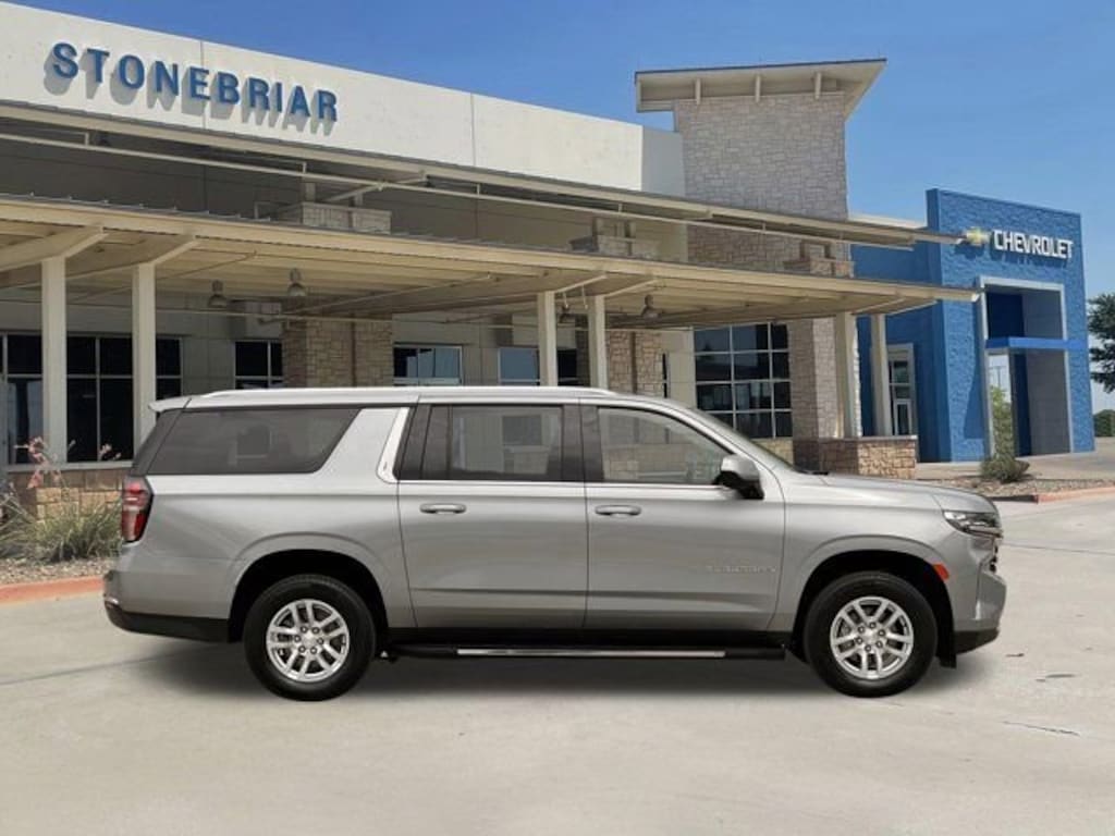 Used 2024 Chevrolet Suburban LT SUV