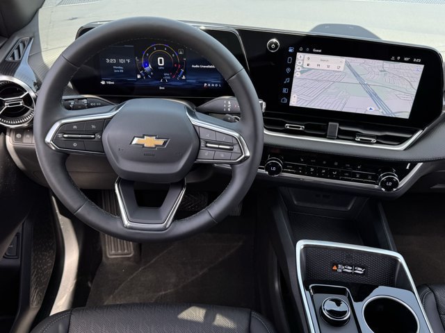2027 Chevrolet Equinox LT - Photo 11