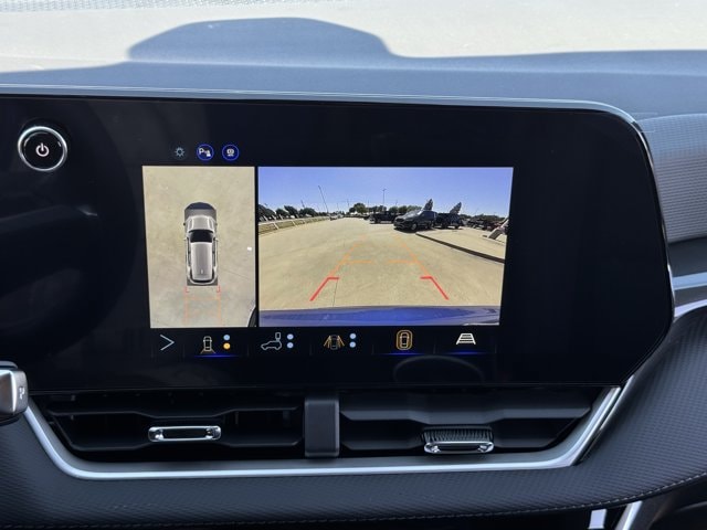2027 Chevrolet Equinox LT - Photo 14