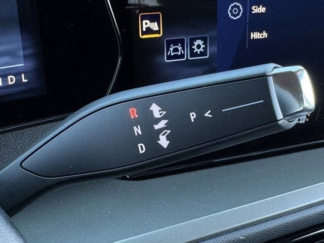 2025 Chevrolet Traverse LT - Photo 16