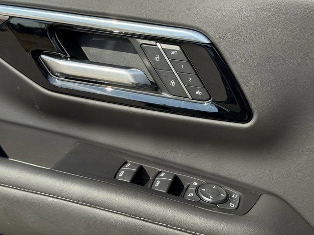 2026 Chevrolet Tahoe Z71 - Photo 19