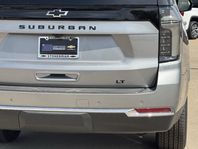 2026 Chevrolet Suburban LT - Photo 7