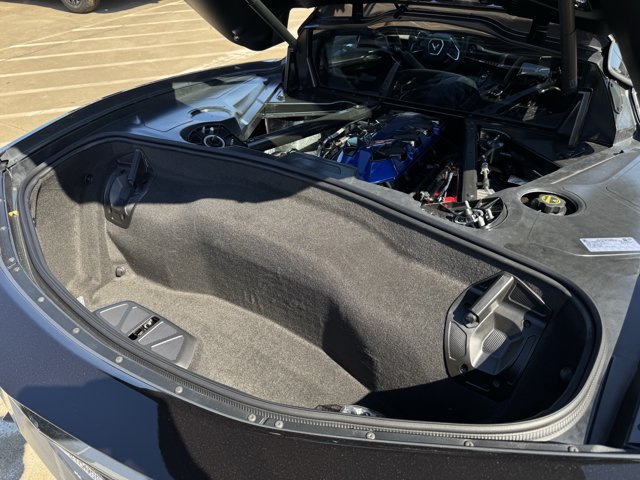 2027 Chevrolet Corvette Stingray 2LT - Photo 33