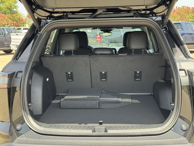 2027 Chevrolet Equinox LT - Photo 25