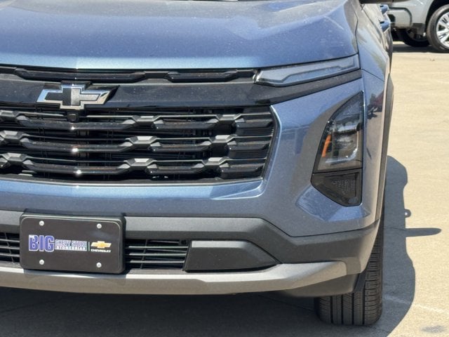2027 Chevrolet Equinox LT - Photo 9