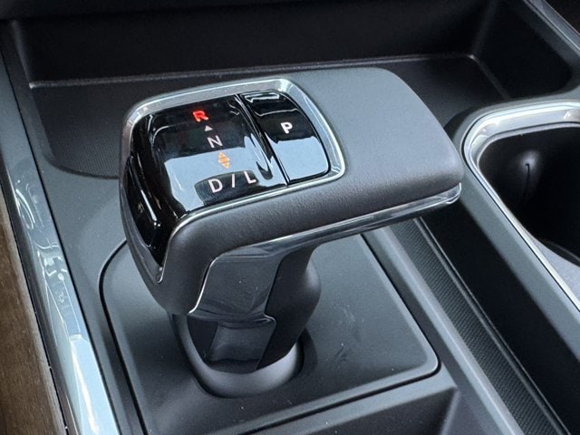 2026 Chevrolet Silverado 1500 High Country - Photo 17