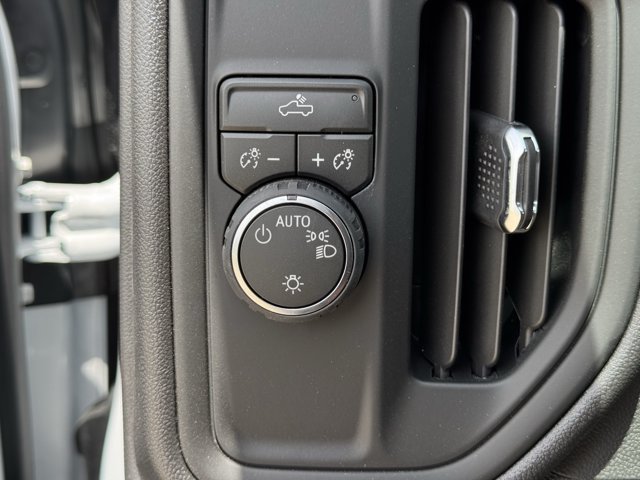 2026 Chevrolet Silverado 1500 Custom - Photo 19