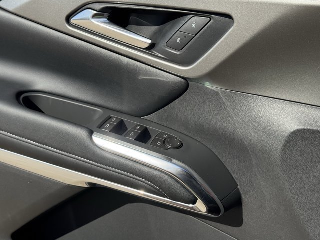 2027 Chevrolet Traverse LT - Photo 19