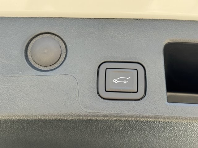 2027 Chevrolet Equinox LT - Photo 27