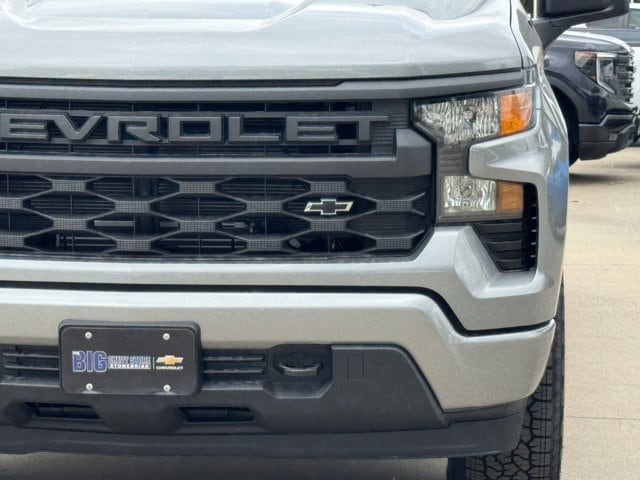 2026 Chevrolet Silverado 1500 Custom - Photo 9