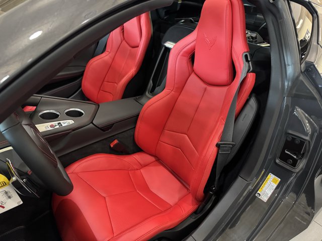 2027 Chevrolet Corvette Stingray 1LT - Photo 18