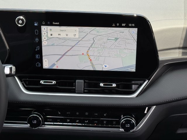 2027 Chevrolet Equinox LT - Photo 13
