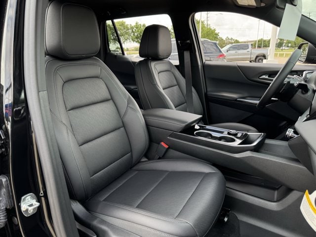 2027 Chevrolet Equinox LT - Photo 25