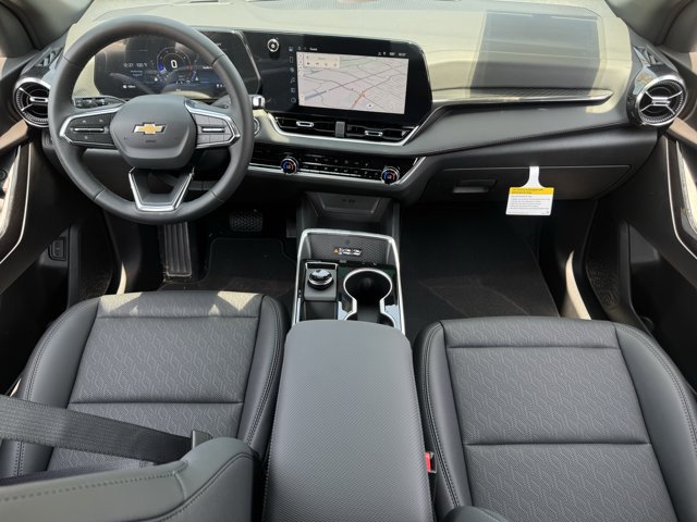 2027 Chevrolet Equinox LT - Photo 10