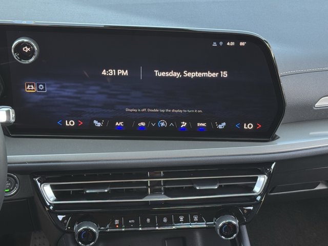 2027 Chevrolet Traverse LT - Photo 13
