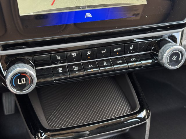 2027 Chevrolet Bolt LT - Photo 15