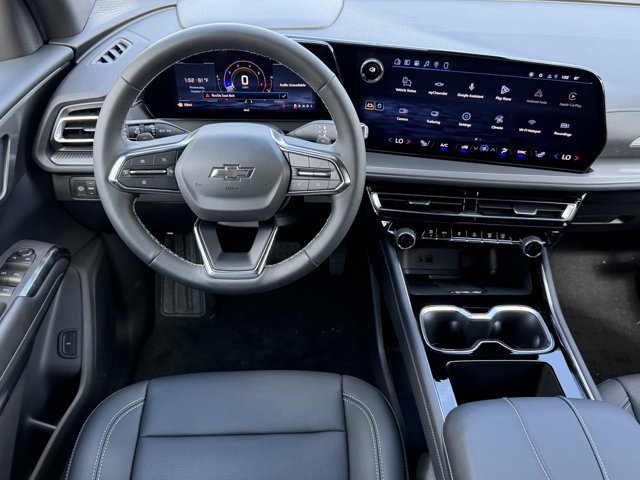 2027 Chevrolet Traverse LT - Photo 12
