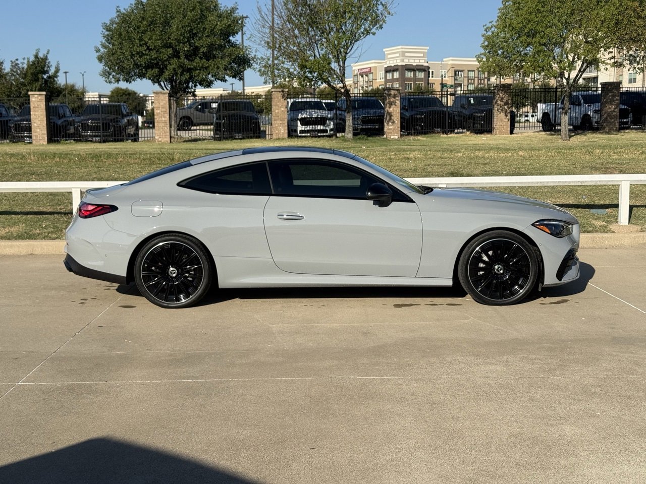 2024 Mercedes Benz CLE 300 photo 3