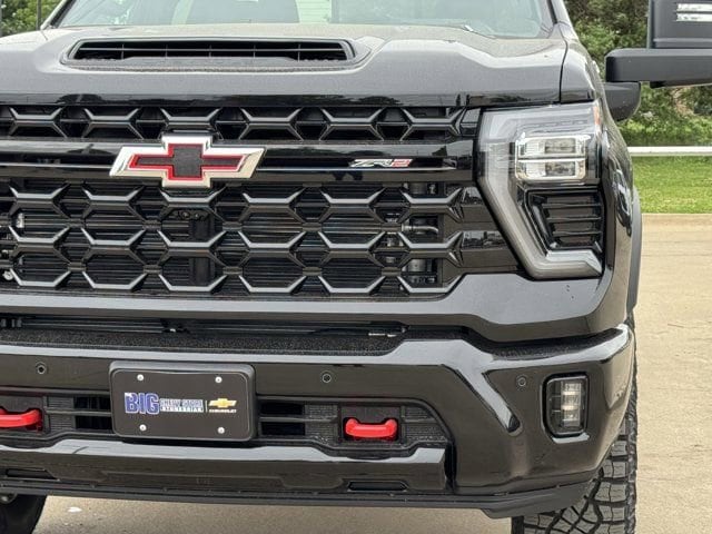 2026 Chevrolet Silverado 2500 HD ZR2 - Photo 10