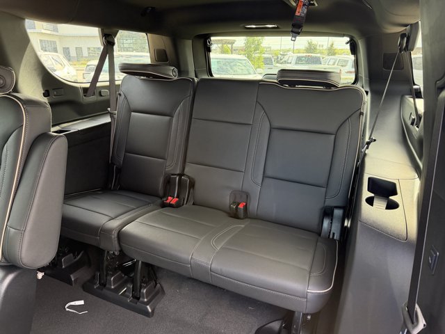2026 Chevrolet Suburban Premier - Photo 27