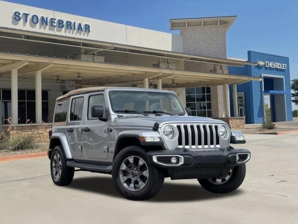 Used 2018 Jeep Wrangler Unlimited Sahara 4x4 SUV