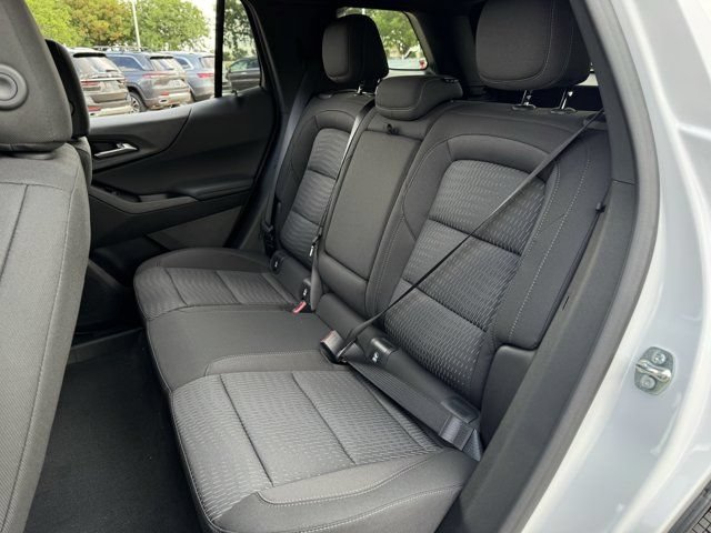 2027 Chevrolet Equinox LT - Photo 24