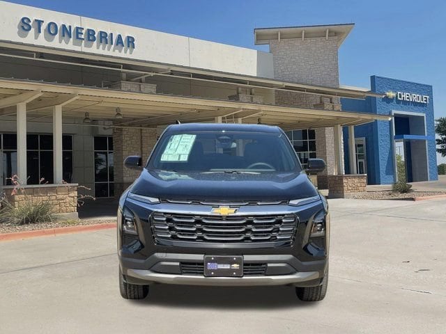 2027 Chevrolet Equinox LT - Photo 8