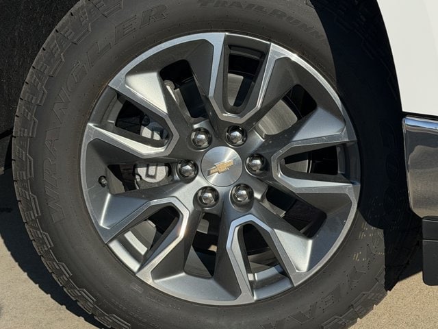 2026 Chevrolet Silverado 1500 LT - Photo 10