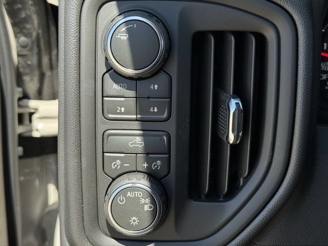 2026 Chevrolet Silverado 1500 Custom Trail Boss - Photo 19