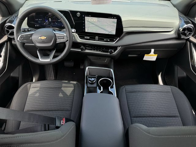 2027 Chevrolet Equinox LT - Photo 10